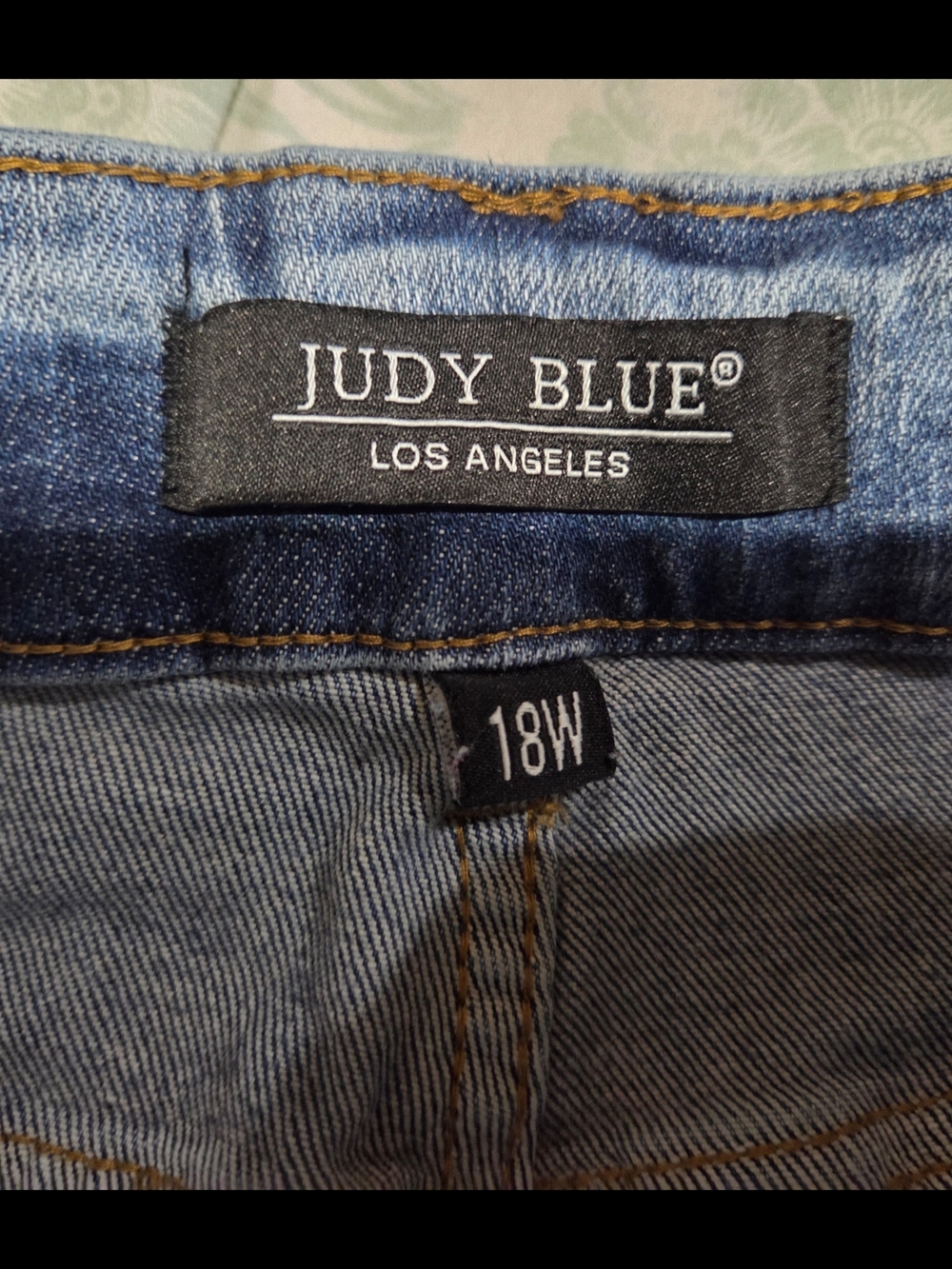 Judy Blue Medium Wash Straight Jeans with Raw Hem - Picture 6 of 8